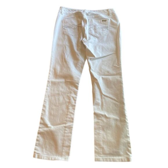 White House Black Market Blanc Slim Ankle Jeans - Picture 3 of 6